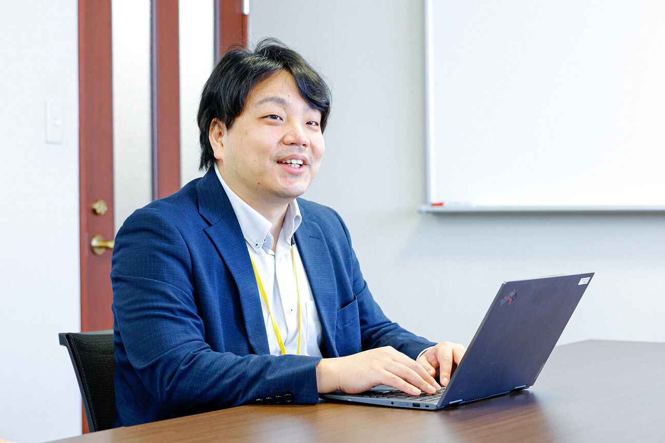 株式会社アトムス